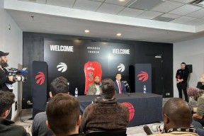 金年会官方网站包含多伦多猛龙迎NBA季后赛关键赛，窗口期豪取连胜，管理层满意，球队文化再被提及的词条