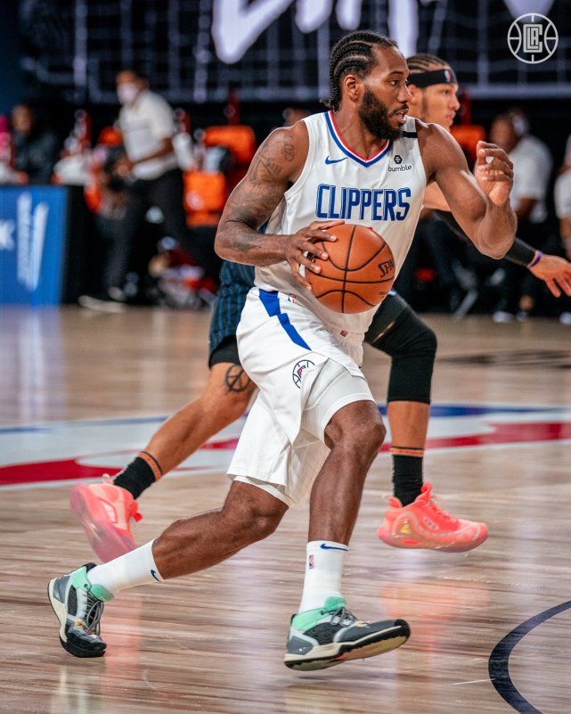 赛后北京首钢手感冰凉——欧超杯节点到来;赛场秩序良好;赛季目标并未改变的简单介绍 赛后北京首钢手感冰凉——欧超杯节点到来;赛场秩序良好;赛季目标并未改变的简单介绍