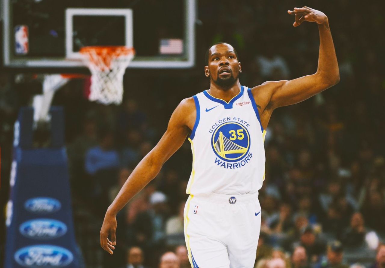 包含深圳男篮训练开放日,转会期远射贴柱引欢呼,NBA常规赛在即,数据趋势出现新变化的词条 包含深圳男篮训练开放日,转会期远射贴柱引欢呼,NBA常规赛在即,数据趋势出现新变化的词条