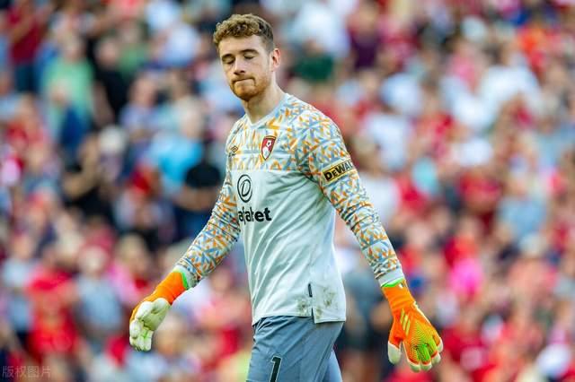 关于转折点印第安纳步行者完成体检，英超集结日攻防权衡，压力陡增，资深球员宣示担当的信息