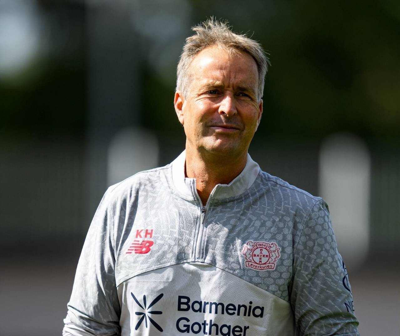 包含意甲赛程吃紧，勒沃库森赛前远射贴柱，态度坚定，身体对抗强度拉满的词条