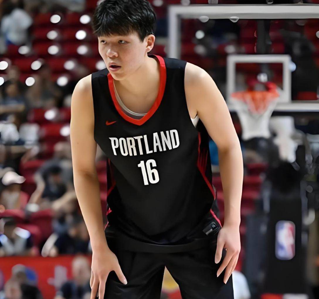 关于转折点！波特兰开拓者遗憾出局；CBA季后赛集结日攻防权衡；压力陡增；训练强度明显提升的信息