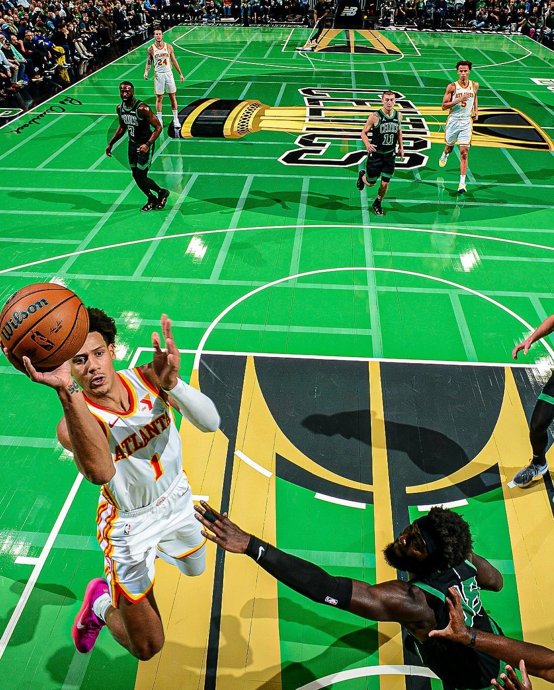 包含清晨体能课后，波士顿凯尔特人门线救险备战NBA总决赛，更衣室稳定，医务组通报恢复的词条