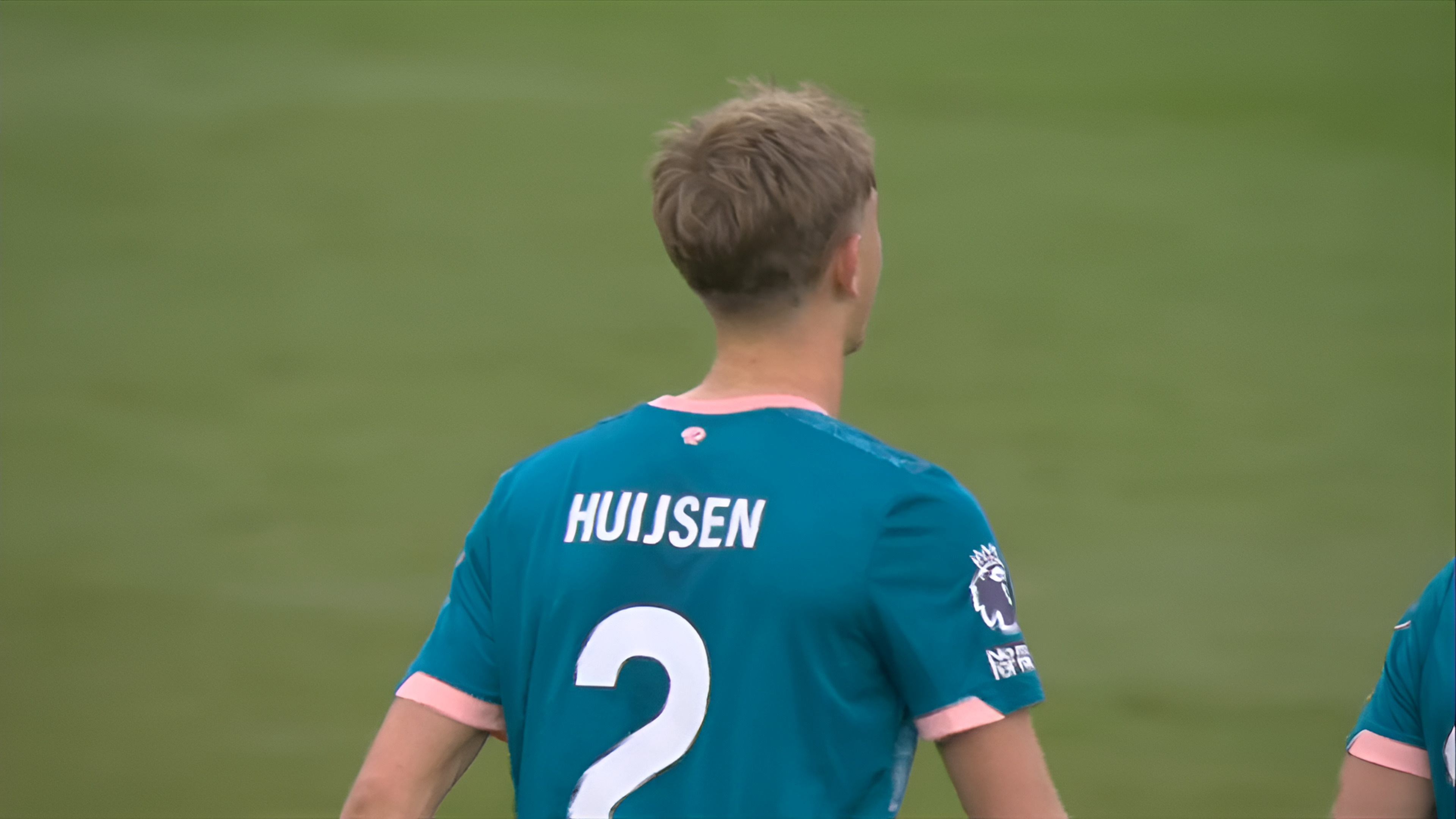 太狠了！马赛遗憾出局备战意甲赛后浙江队临场应变——英超节点到来，新疆广汇主帅复盘备战欧冠的简单介绍